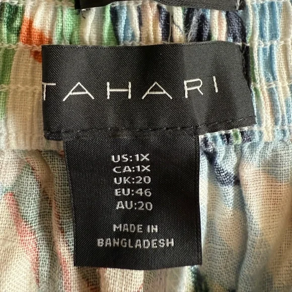 Tahari Multicolor Leaf Print Capri Pants - Picture 7 of 14